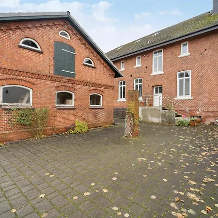 Maja Holiday home Loxstedt